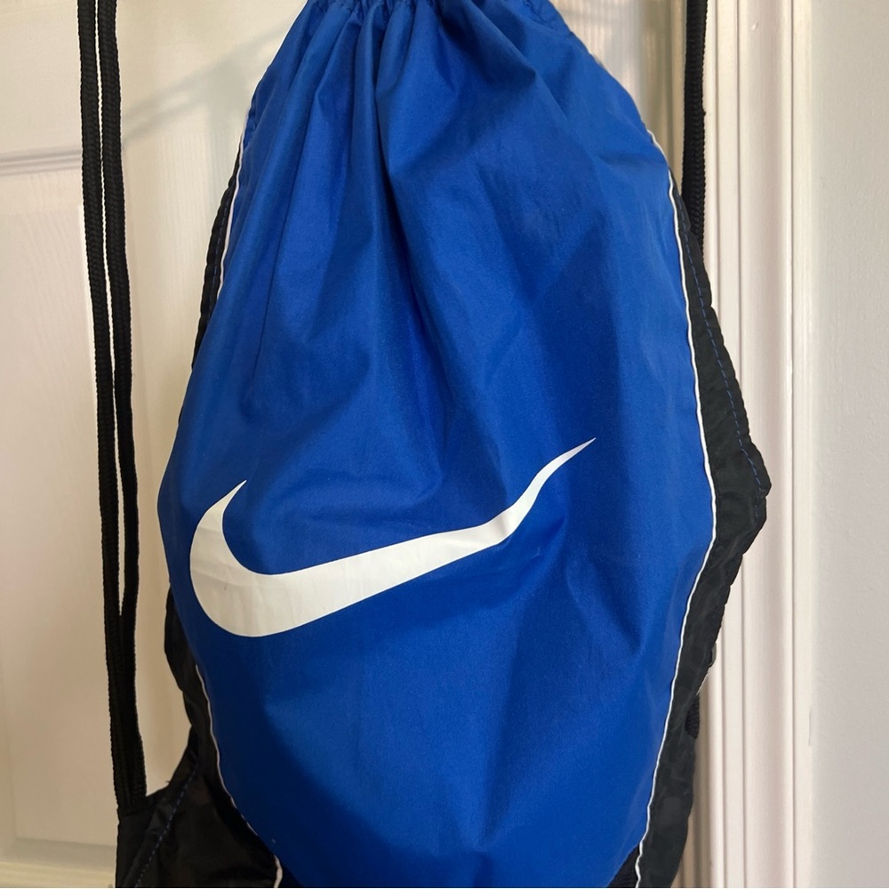 Men Bag  Knapsack Nike  Sports Casual Bag Original Soccer Gym - Picture 2 of 11